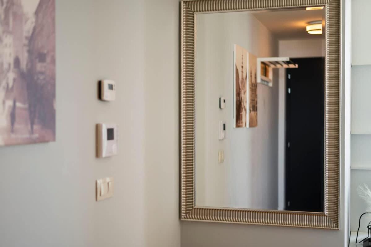 Luxury 1Bdrm On The 28Th Floor Apartment Bratislava Bagian luar foto
